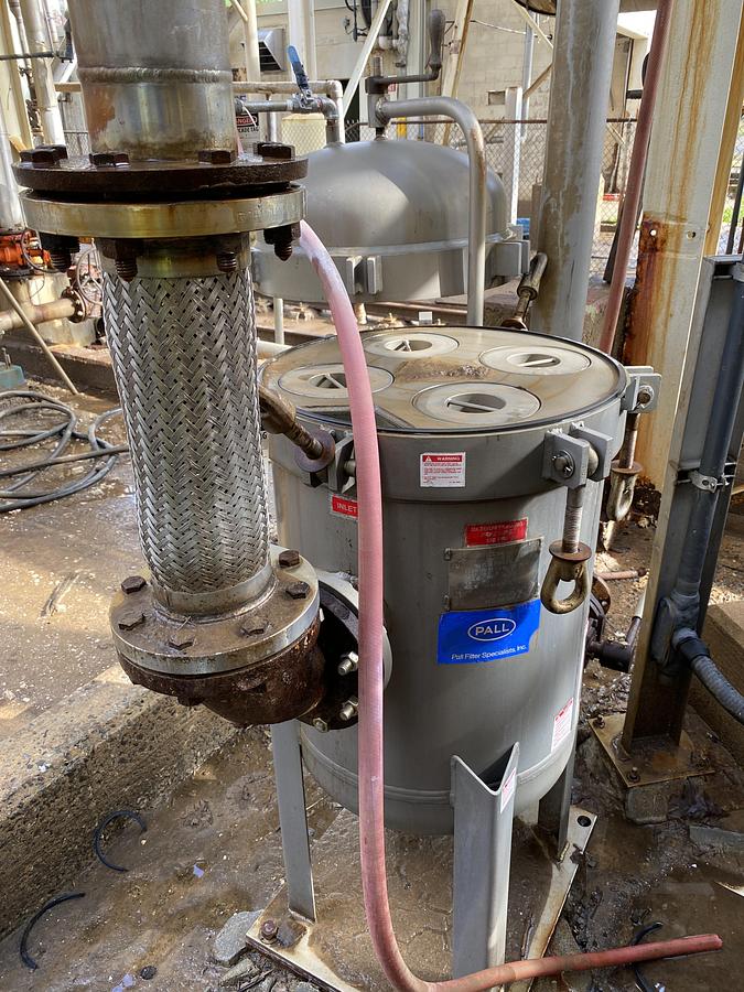 Used Used Pall Filter Specialists Model FSPN-812 #3 316 stainless steel multi-bag filter.