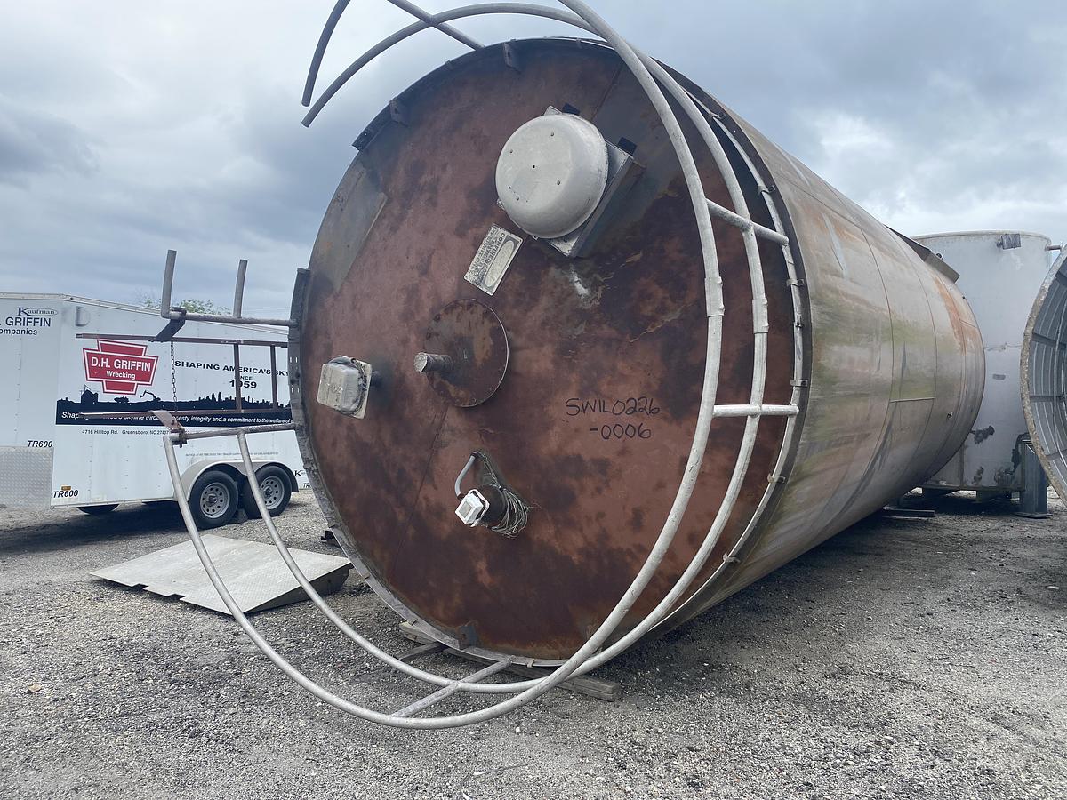 Used Used Imperial Calument Industries 1858 cu ft. Carbon Steel vertical bulk material silo
