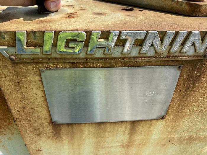 Used Used Whiting Metals Inc. approximately 12,000 gallon 304 stainless steel mix tank