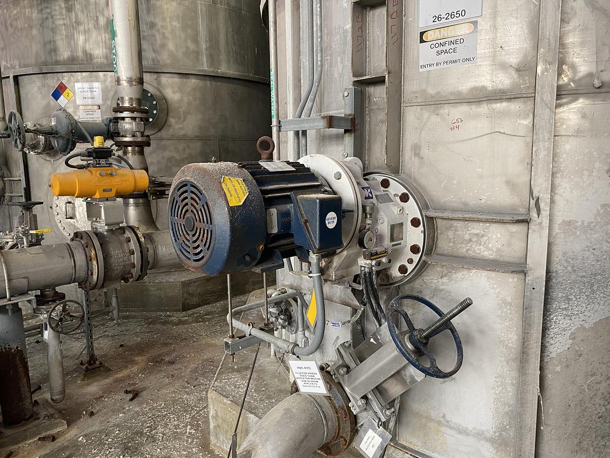 Used Used Erected Steel Products 14,000 gallon 316L stainless steel vertical tank