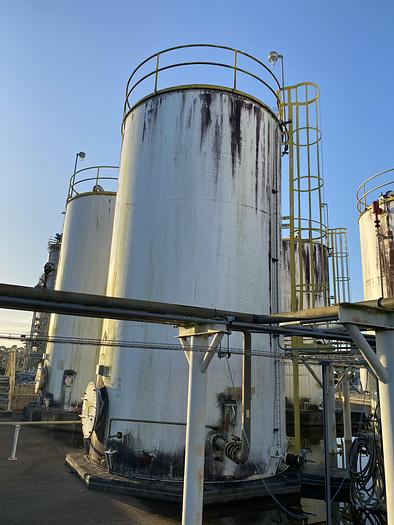 Used Used Advanced Vessel & Alloy approximately 23,800 gallon carbon steel vertical storage tank