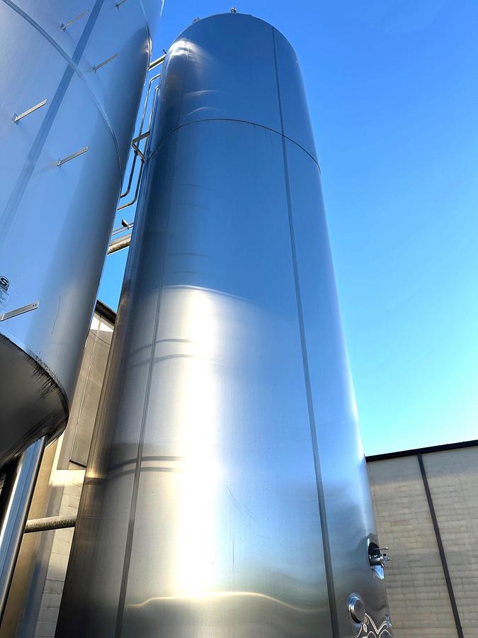 Used Used approximately 15,000 gallon Stainless Steel silo