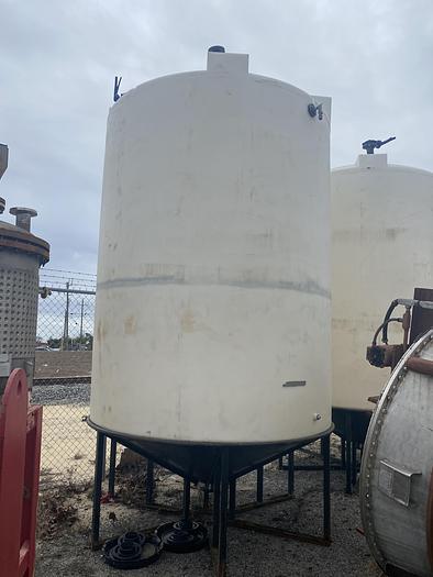 Used Used Assmann approximately 4200 gallon cone bottom poly tank