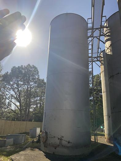 Used Used approximately 20,000 gallon vertical carbon steel storage tank