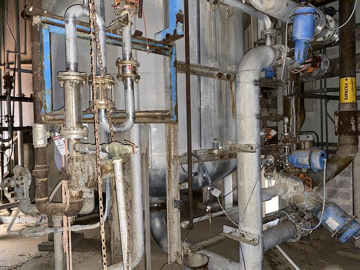 Used Used Tate Metalworks approximately 4,000 gallon 2205 duplex stainless steel vertical sand filter