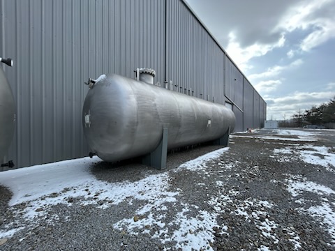 Unused Peerless Mfg. 13,000 gallon 304L stainless steel horizontal pressure tank