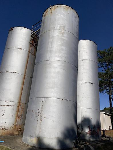 Used Used approximately 20,000 gallon vertical carbon steel storage tank
