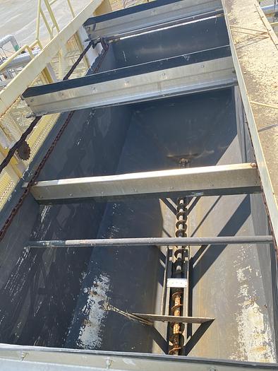 Used Used 10,000 gallon  DAF unit