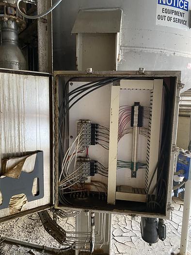 Used Used Tate Metalworks approximately 4,000 gallon 2205 duplex stainless steel vertical sand filter