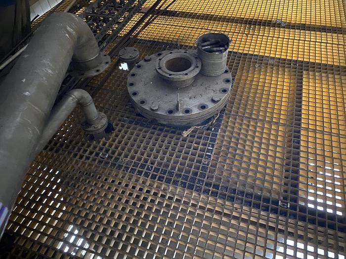 Used Used Tate Metalworks approximately 4,000 gallon 2205 duplex stainless steel vertical sand filter