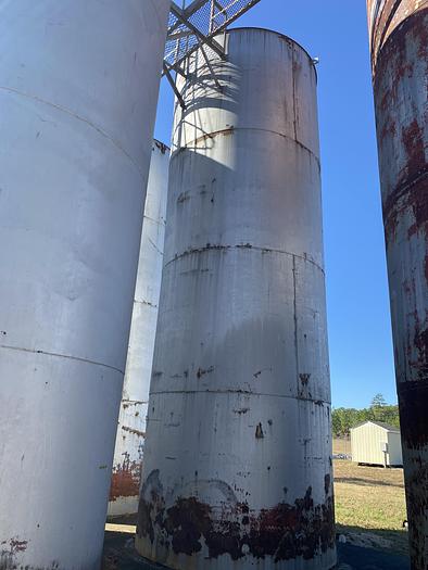 Used Used approximately 20,000 gallon vertical carbon steel storage tank