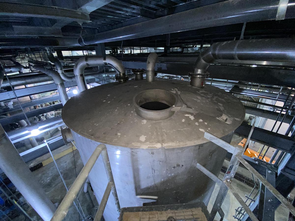 Used Used Erected Steel Products 9,000 gallon 316L stainless steel vertical tank