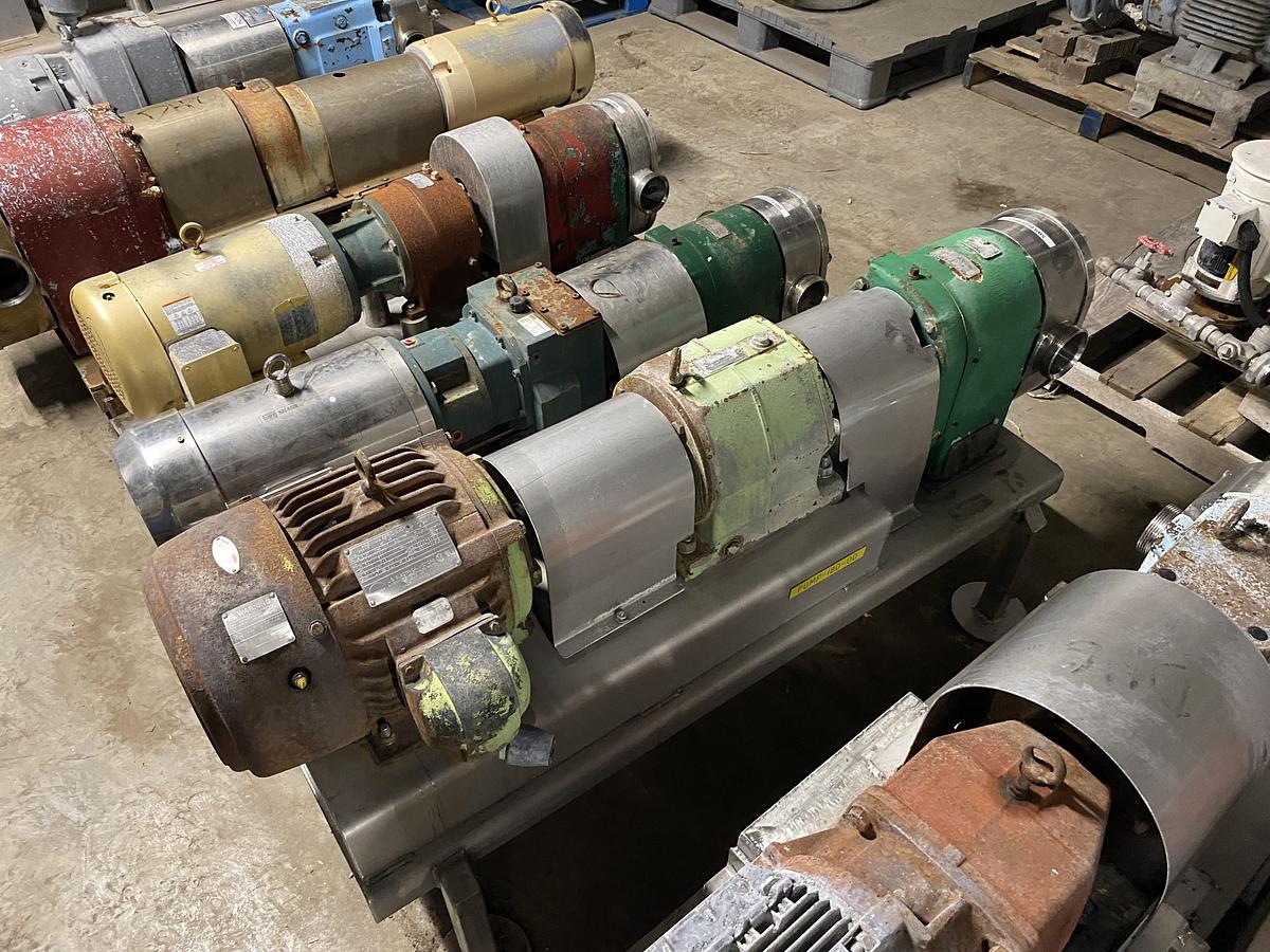 Used Used Tri-Clover sanitary Rotary Pump Model PR125-3-TC1-4-ST-S.