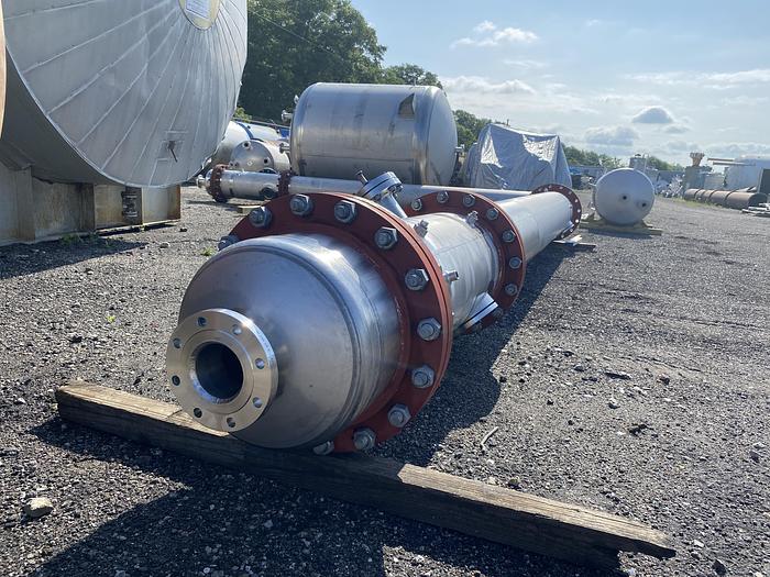 Unused Crown Iron Works Co. 242 gallon 304L stainless steel packed column