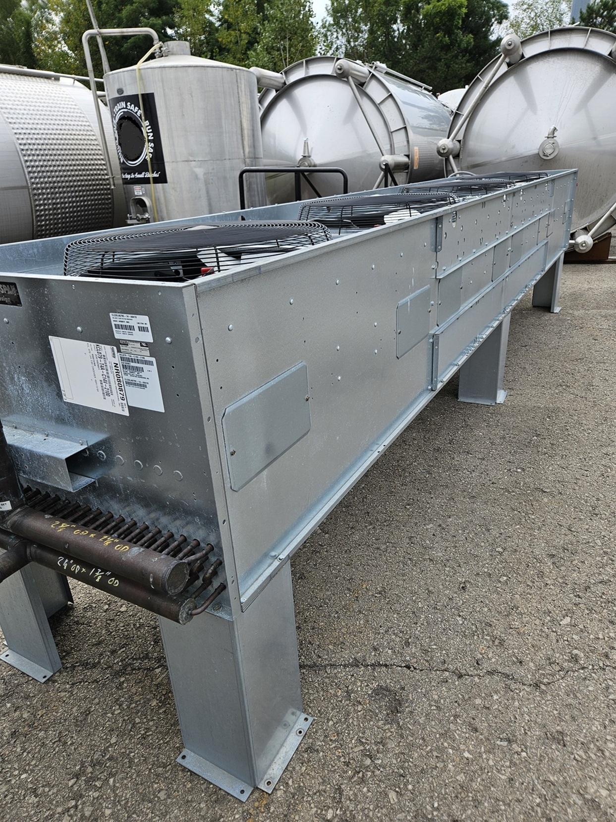 Used Used 93-Ton Air Cooled Advantage Titan Central Chiller with Remote Outdoor Condensers (2023) Model: TIP-100A-MZC-3P