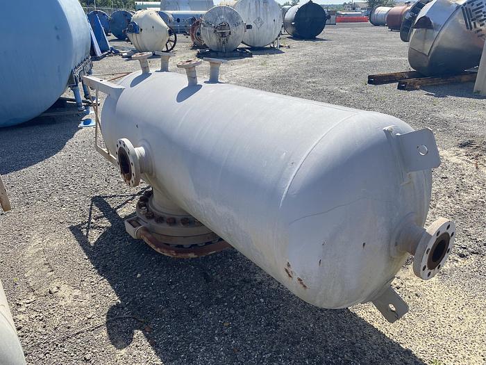 Used Unused Merrill Fabricators Inc. approximately 300 gallon vertical carbon steel pressure tank