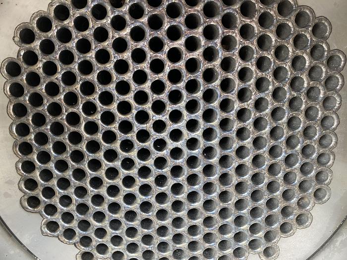 Used Used Reconditioned Southern Heat Exchanger Corporation 850 sq ft.  vertical Copper Nickel/Duplex Stainless Steel shell and tube heat exchanger