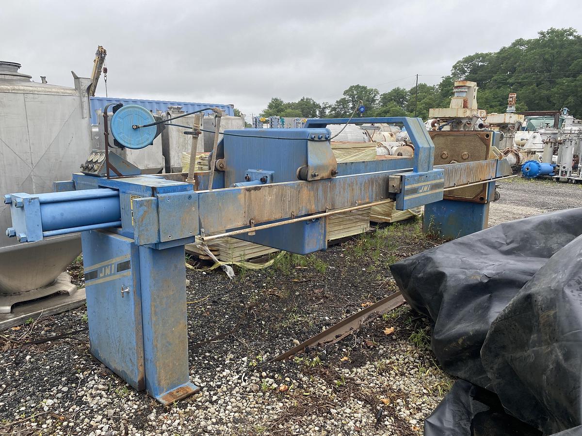 Used Used JWI/US Filter Model 1000G32-60-DYL 50 cu ft  Poly plate and frame press