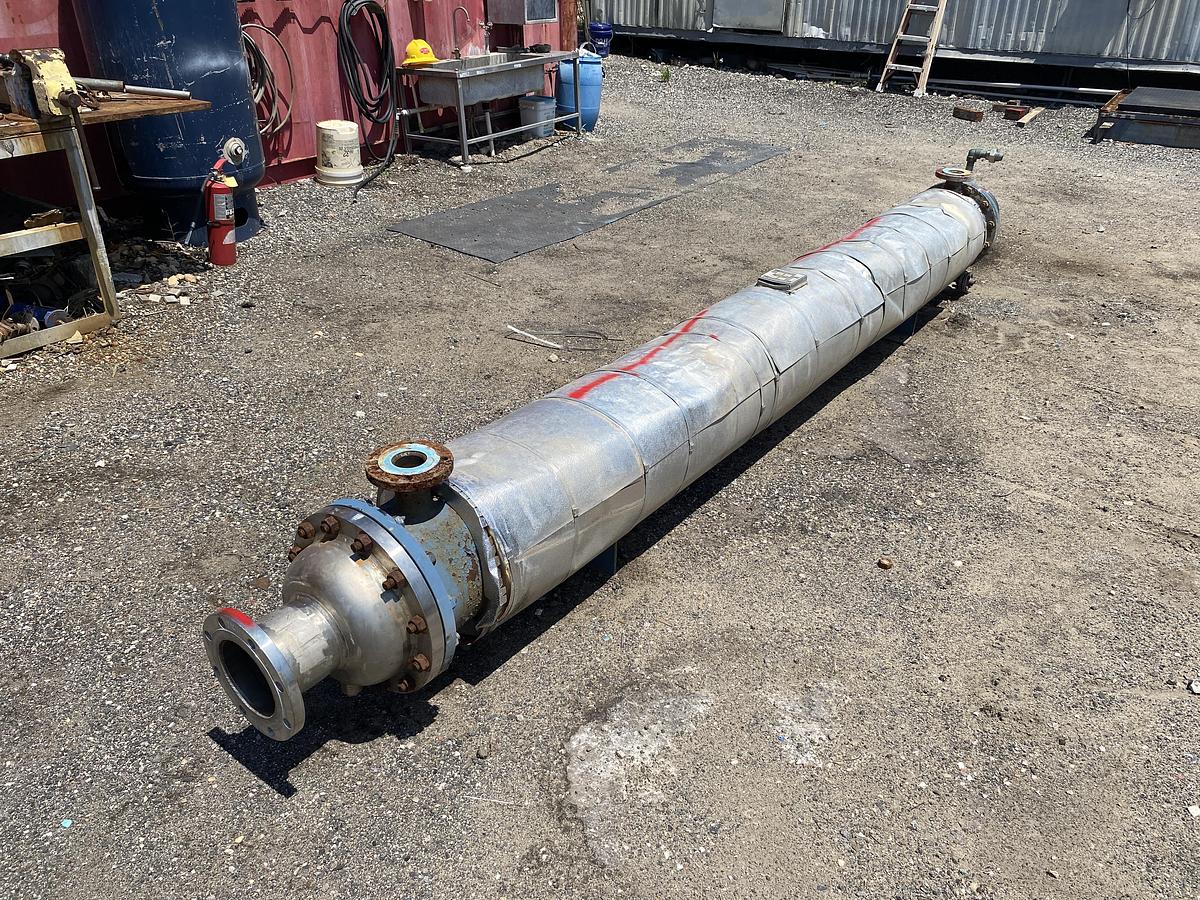 Used Used JFD Tube & Coil Products Inc. 282.5 sq ft. 304L Stainless Steel shell and tube heat exchanger