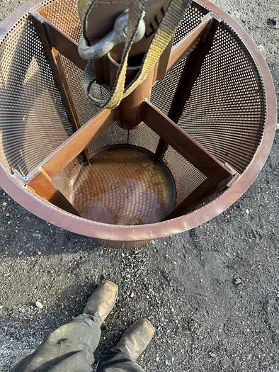 Used Used Gaston County 304 stainless steel large capacity basket filter vessel