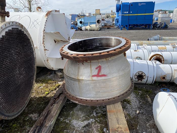 Used Used Perry 2255 Sq. Ft. 304 stainless steel shell and tube heat exchanger