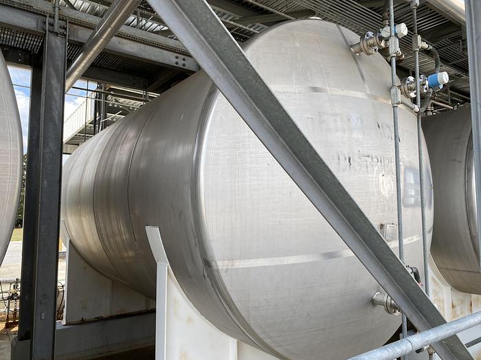 Used Used Savannah Tank & Mfg Inc. approximately 11,200 gallon 304 stainless steel horizontal...