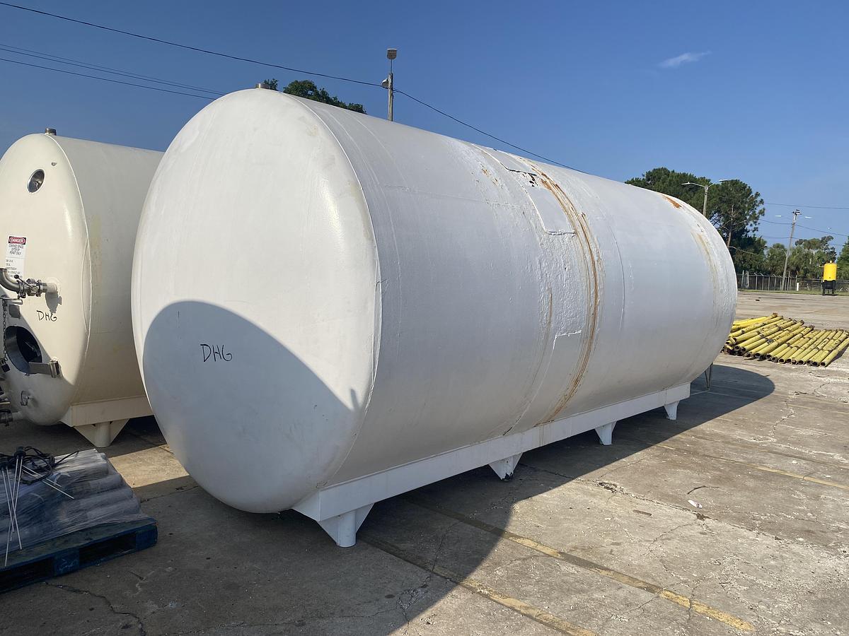 Used Used Walker 7,000 gallon stainless steel insulated horizontal tank