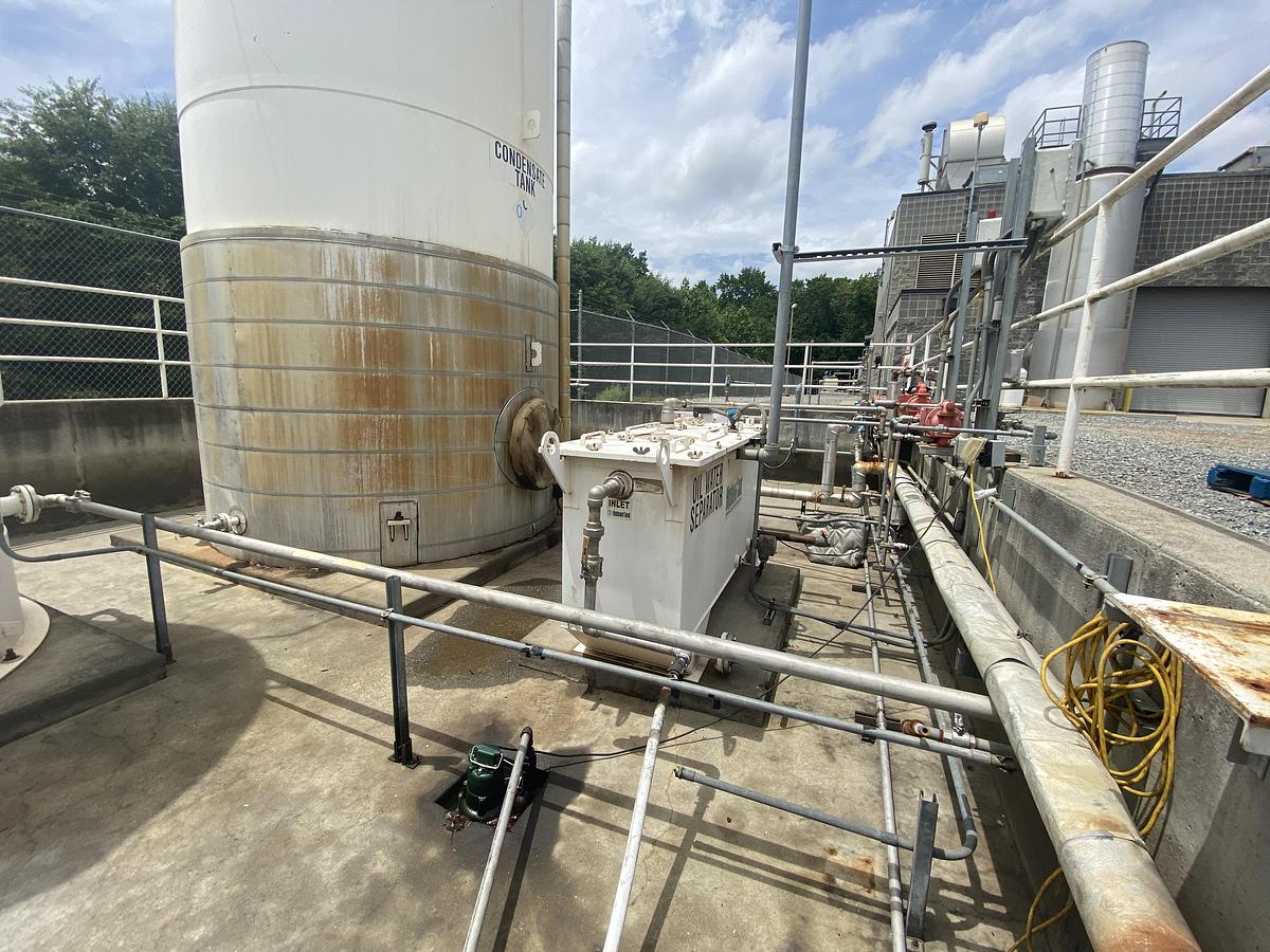 Used Used Highland Tank approximately 300 gallon rectangular carbon steel oil/water separator tank