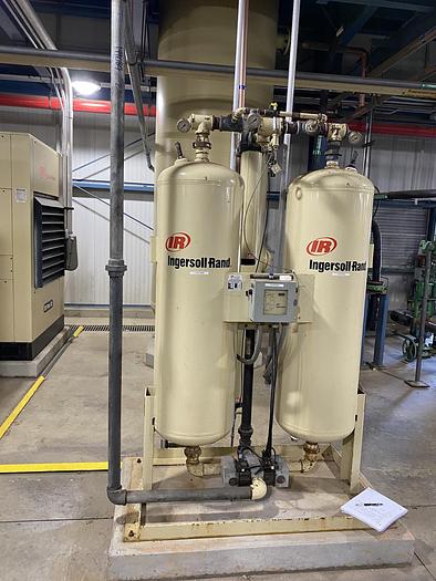 Used Used Ingersoll Rand Model TZ-600-EMS Heatless Desiccant Air Dryer