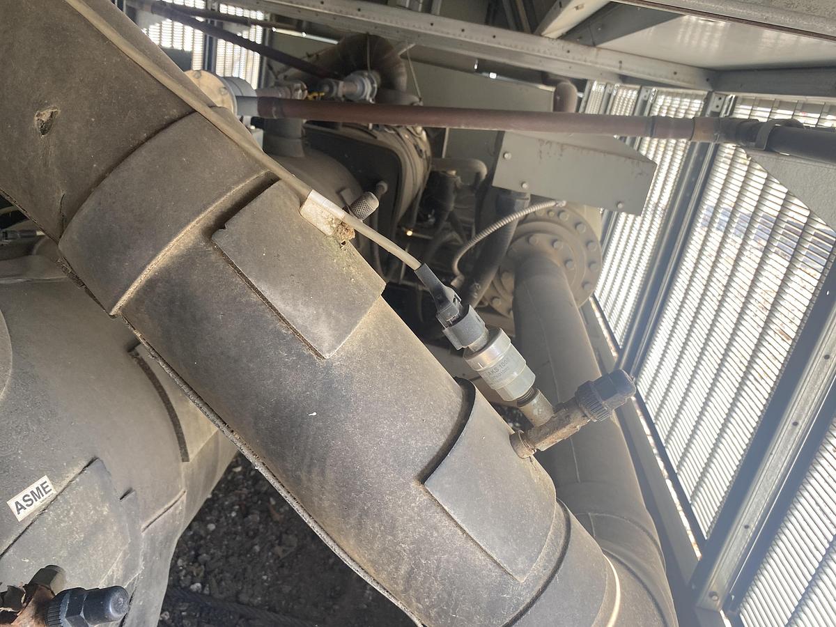 Used Used Trane 185 ton air cooled chiller.