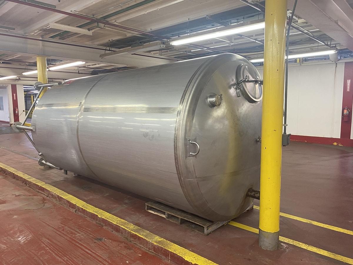 Used Used  Feldmeier approximately 4,000 gallon stainless steel tank