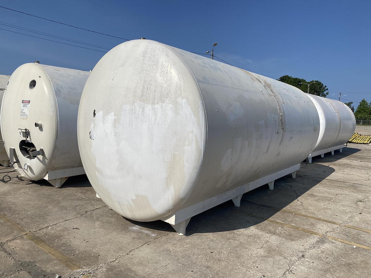 Used Used Walker 7000 gallon 304L Model HHT, horizontal insulated tank.