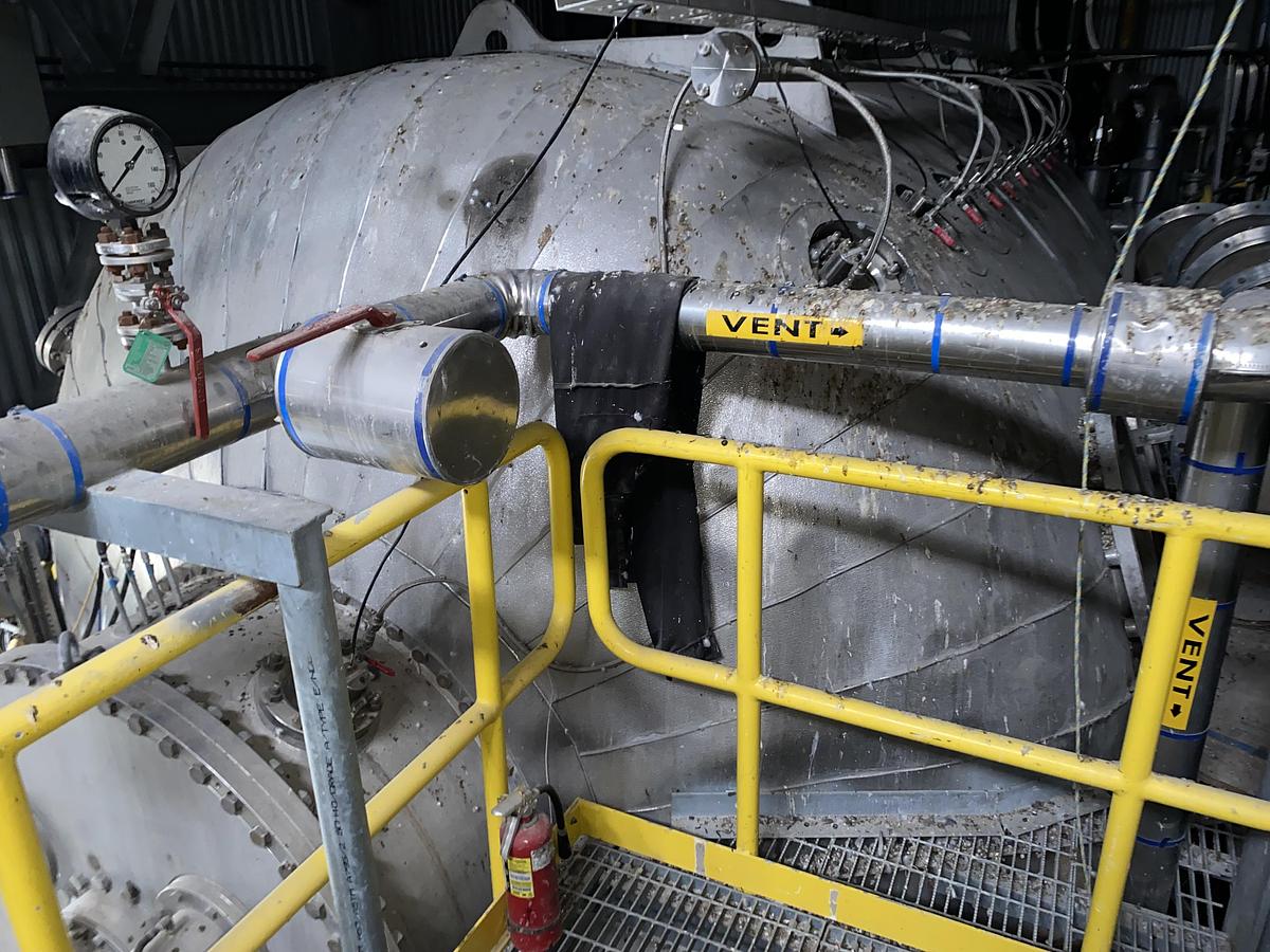 Used Used White Liquor Filtration System.  Consisting of an Andritz LimeWhite Model WLF3709 Rotary, pressurized precoat disc