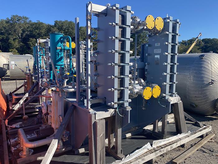 Unused Tubinsud S.R.L. 1000 gallon lube oil system