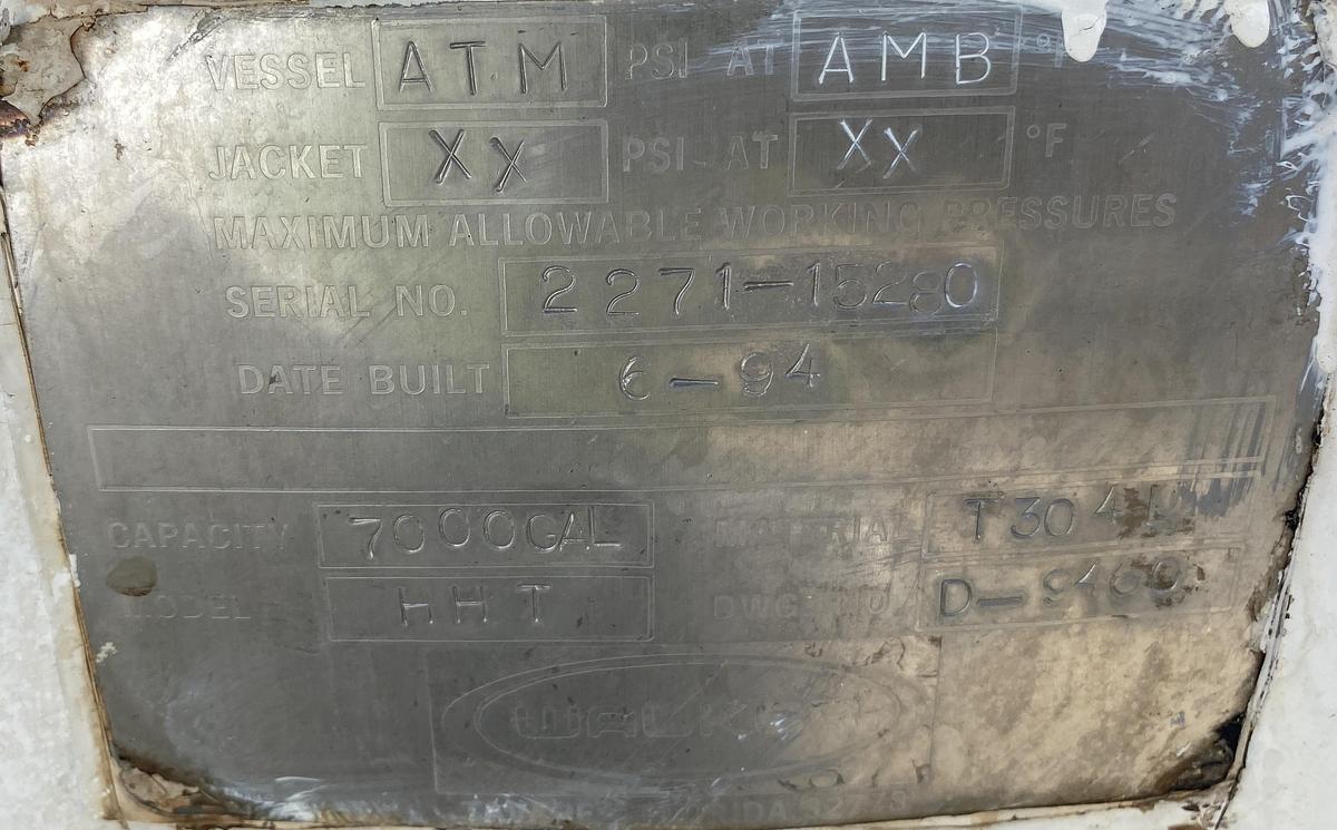 Used Used Walker 7000 gallon 304L Model HHT, horizontal insulated tank.