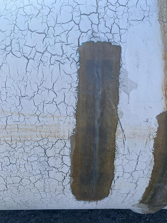 Used Used Owens Corning 5600  gallon fiberglass vertical storage tank