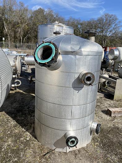 Used Used ICM Inc. 382 gallon stainless steel vertical tank