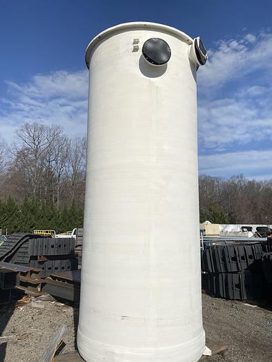 Used Unused Edwards Fiberglass Inc 3000 gallon vertical fiberglass tank