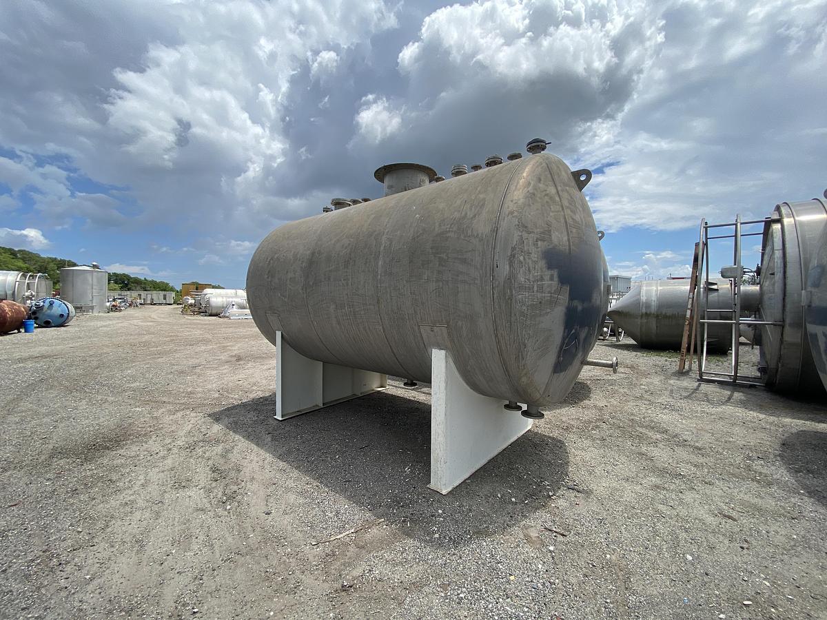 Used Used Industrial Metal Works Inc. approximately 4500 gallon stainless steel horizontal storage tank