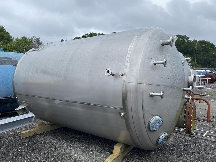 Used Crown Iron Works Co. 6000 gallon 316L stainless steel vertical pressure tank