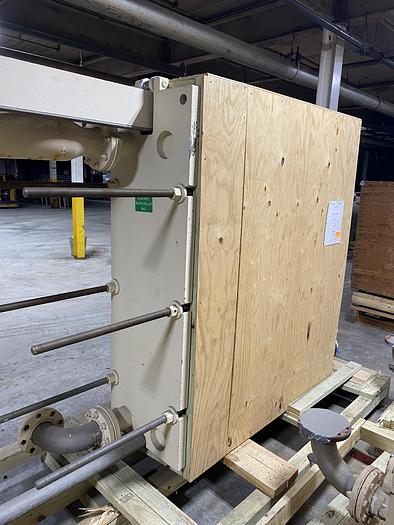 Used Used APV Model R-56 stainless steel plate heat exchanger