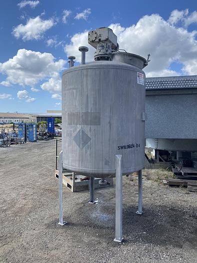 Used Used Circleville Metal Works Inc. approximately 750 gallon 304 stainless steel vertical mix tank
