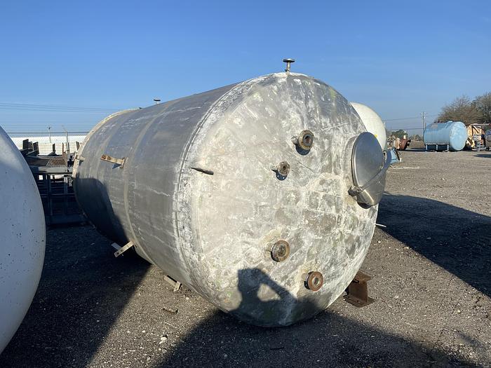 Used Used FESCO approximately 3500 gallon 304 stainless steel vertical storage tank.