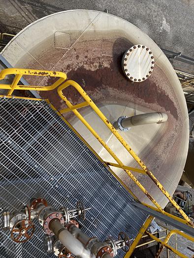 Used Used Savannah Tank and Equipment 25,000 gallon 304L stainless steel vertical tank