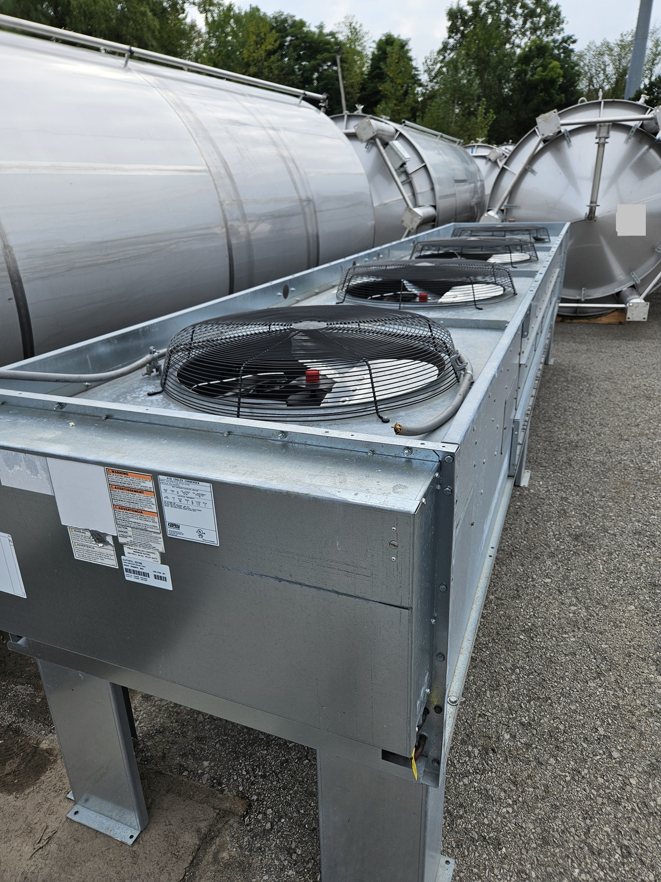 Used Used 93-Ton Air Cooled Advantage Titan Central Chiller with Remote Outdoor Condensers (2023) Model: TIP-100A-MZC-3P