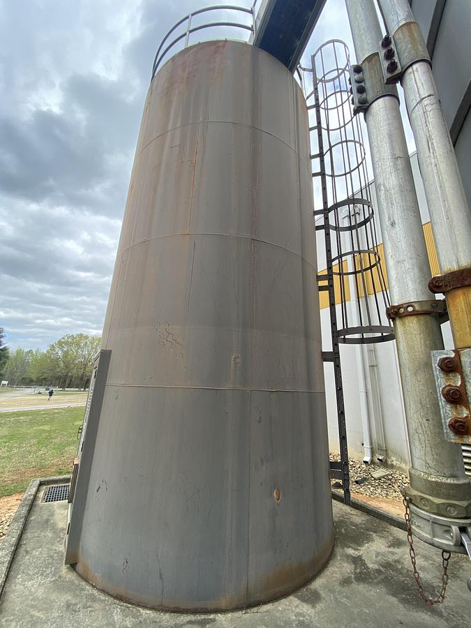 Used Used Imperial Calument Industries 1858 cu ft. Carbon Steel vertical bulk material silo