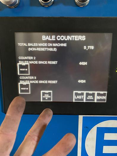 Used Used 5200 Series EO-3310 Balemaster Model 5260G-8 Horizontal Auto Tie Baler System