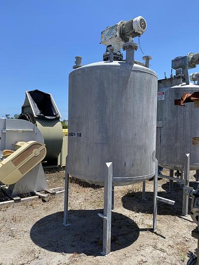Used Used Circleville Metal Works Inc. approximately 750 gallon 304 stainless steel vertical mix tank
