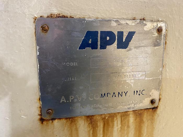 Used Used APV Model R-56 stainless steel plate heat exchanger