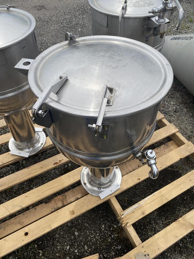 Used Used Groen 20 gallon 316 stainless steel jacketed stationary kettle